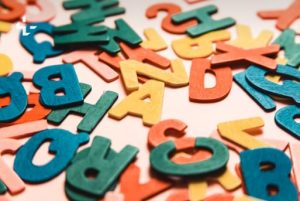 Dislexia infantil: cómo afecta a las funciones ejecutivas y a la salud mental de niñas y niños espacio calma letras